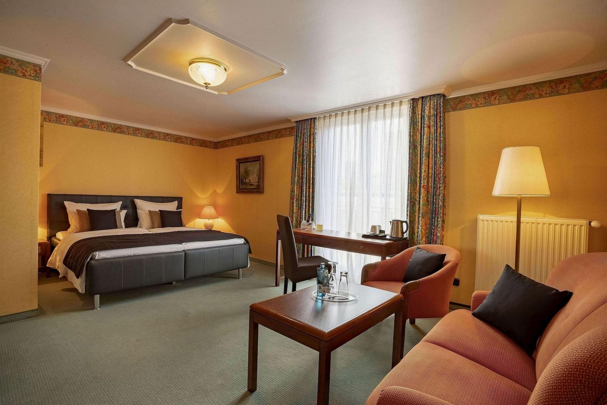 Villa Westend Hotel An Der Messe Frankfurt am Main Luaran gambar